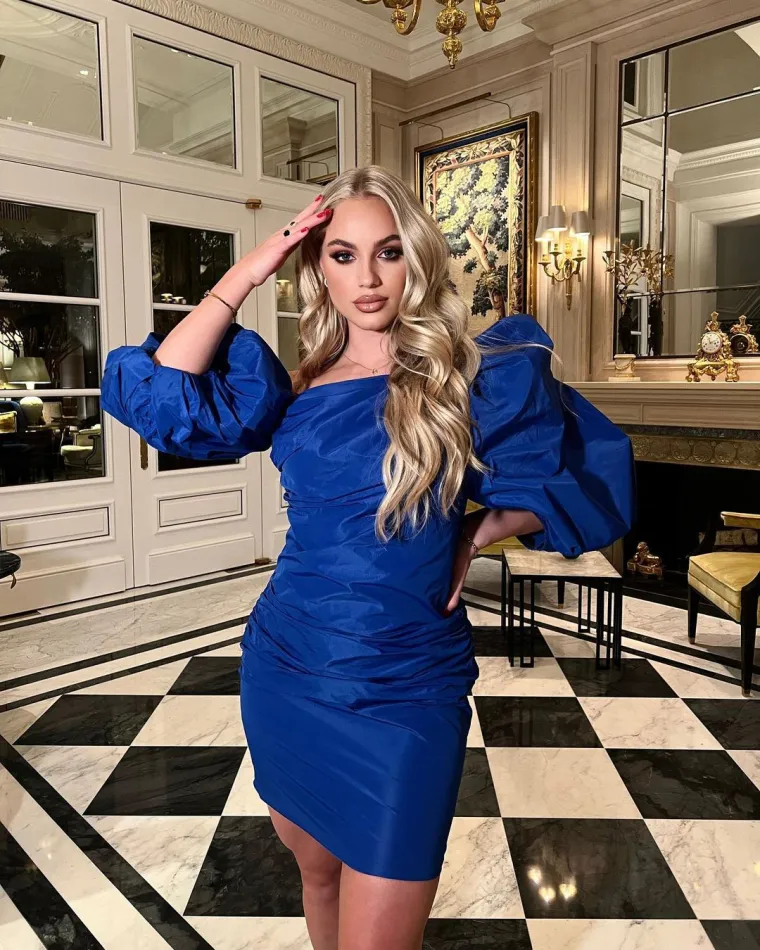 Najljep&scaron;a hrvatska nogometa&scaron;ica se javila s plaže i 'zapalila' Instagram: Njena objava je u sat vremena dobila preko 100 tisuća lajkova