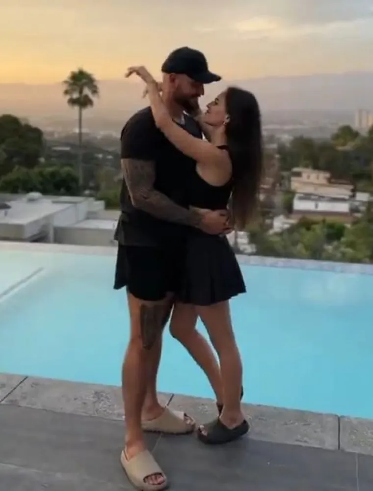 "Snažna žena može biti samo sa snažnim mu&scaron;karcem."