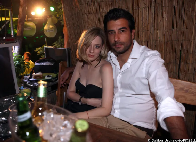 Jelena Veljača i Janko Popović Volarić u danima bračne sreće: Možete li vjerovati da su se godinu nakon ovih fotki - razveli?