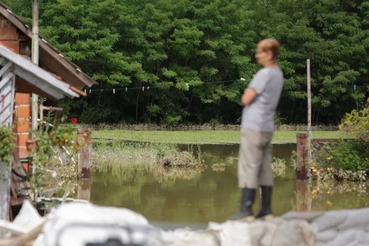 Još uvijek kritična situacija u Podravini! Ovako danas izgleda Drnje