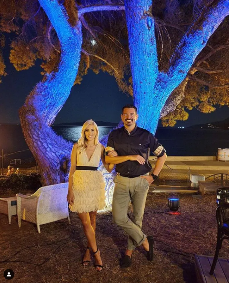 Peco i Silvia vrlo su samozatajan par i na društvenim mrežama većinom objavljuju sadržaje vezane za njihov poslovni život, dok svoju intimu brižno čuvaju od znatiželjnih očiju javnosti. Poznato je da su članovi uže Markove obitelji bili &quot;šokirani njegovom odlukom&quot; da se razvede&quot; te da su smatrali da ih je Peco zaljubljivanjem u Silviju doveo na stup srama, a njegovoj bivšoj supruzi dali su puno podršku.