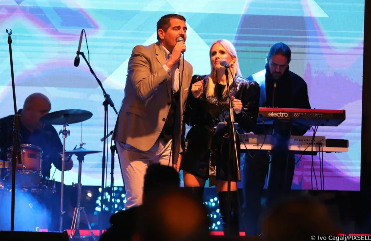 Veza Silvije i Pece počela burno, a sad se &scaron;u&scaron;ka da su prekinuli zbog besparice: Ne tako davno priu&scaron;tili su &scaron;ok najbližima...