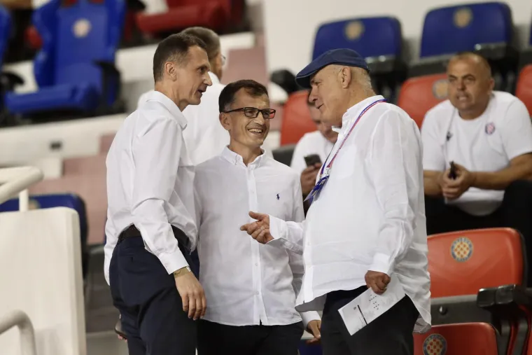 Skupila se 'krema' na krcatom Poljudu: U svečanoj loži se među legendama ukazao i biv&scaron;i trener Hajduka