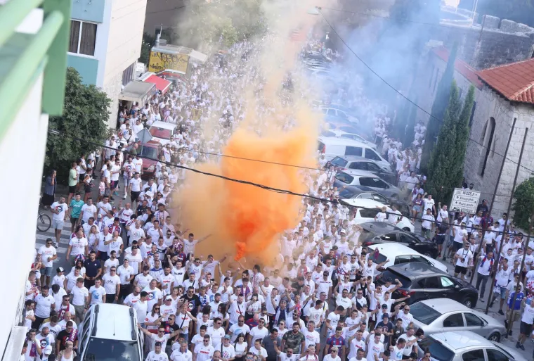 Torcida priredila koreografiju po uzoru na popularnu igricu, a pogledajte gdje su se to smjestili neki navijači Hajduka