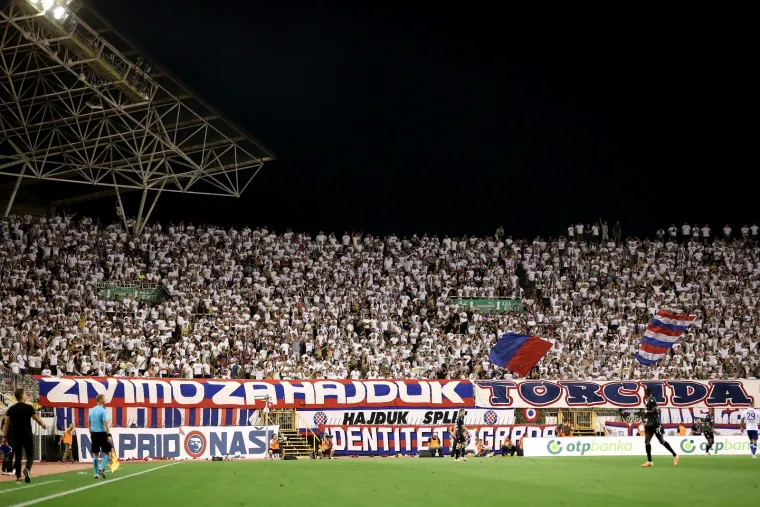 Spektakularna koreografija na Poljudu: Torcida poslala jasnu poruku