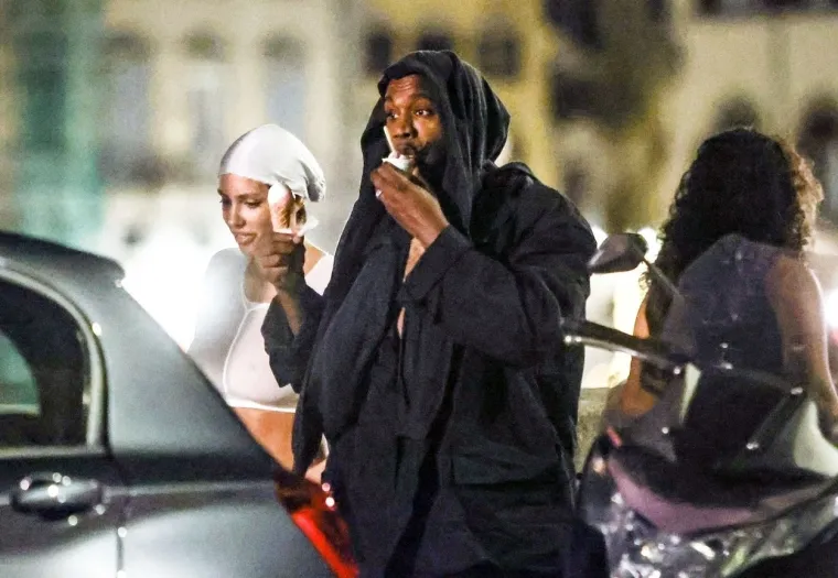 Kanye West i Bianca tumarali bosi po Italiji: Obukla je prozirne tajice kao topić, a onda joj je provirila i guza
