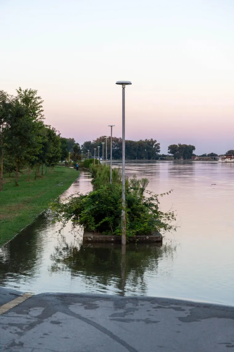 Drava se prelila na osječku šetnicu, ali veći problemi se ne očekuju