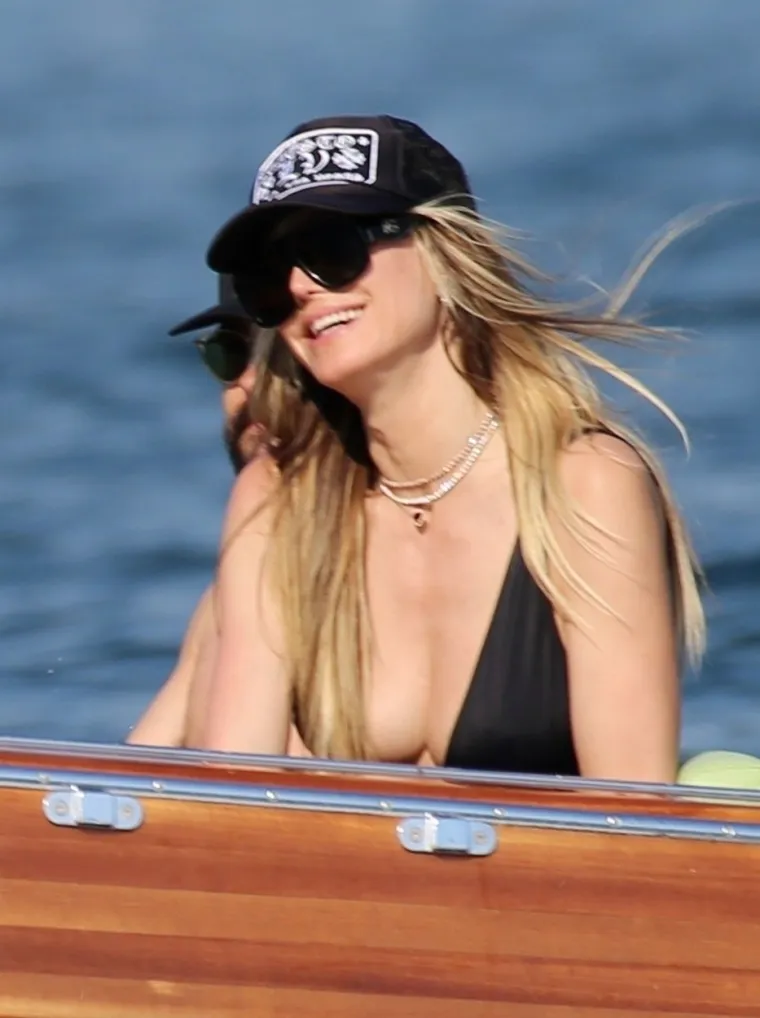 Heidi Klum s punim pravom nosi nadimak The Body: Ova fotogalerija je neosporiv dokaz da joj nema ravne