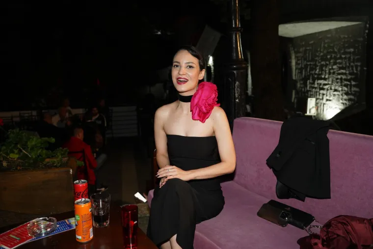 Film 'Tko živ, tko mrtav' privukao poznate: Glumice zasjale kao u Hollywoodu, a ukazao se nakon dugo vremena i - Neme&scaron;