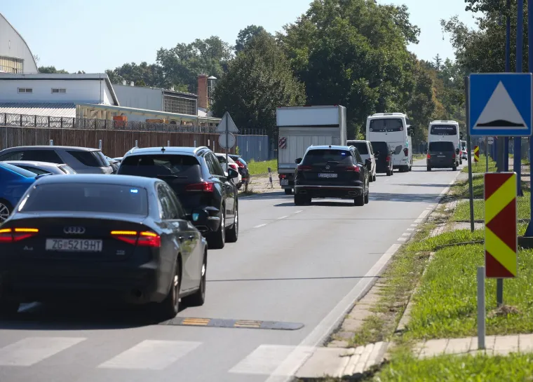 Grci stigli u Zagreb na utakmicu s Dinamom: Zračnu luku napustili pod jakim policijskim osiguranjem