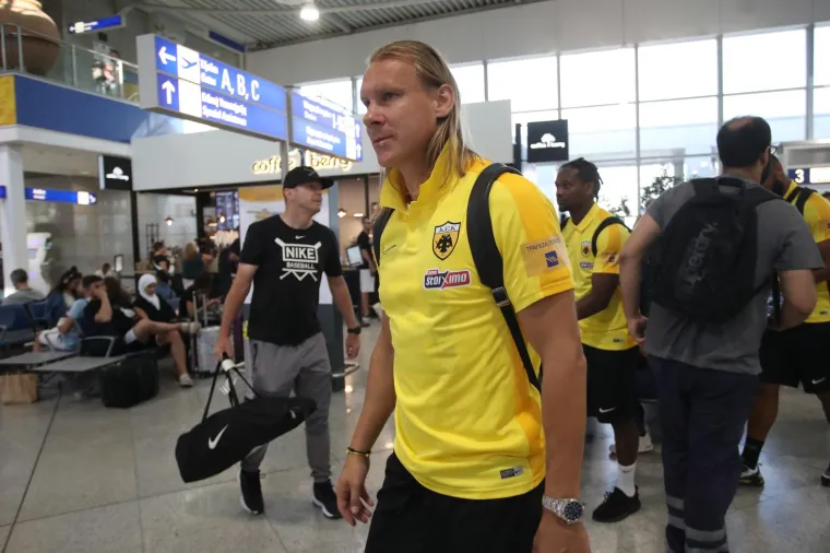 Grci stigli u Zagreb na utakmicu s Dinamom: Zračnu luku napustili pod jakim policijskim osiguranjem