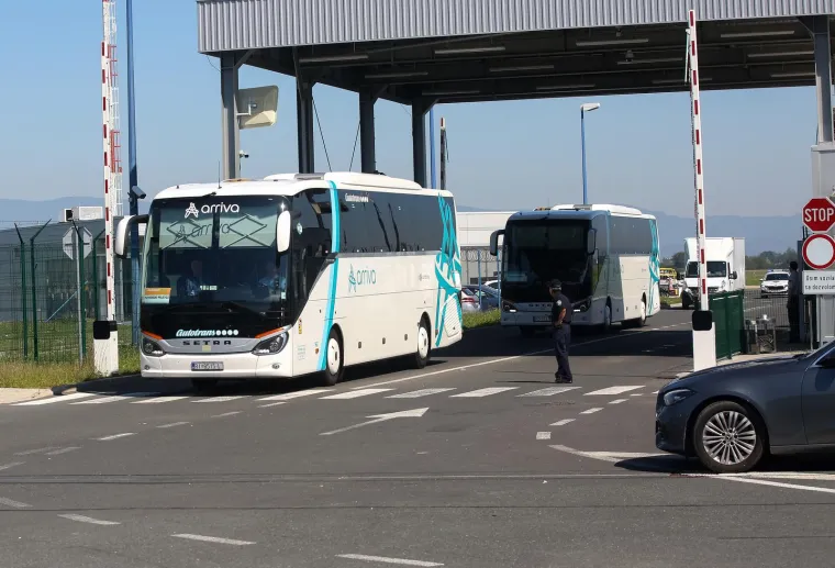 Grci stigli u Zagreb na utakmicu s Dinamom: Zračnu luku napustili pod jakim policijskim osiguranjem