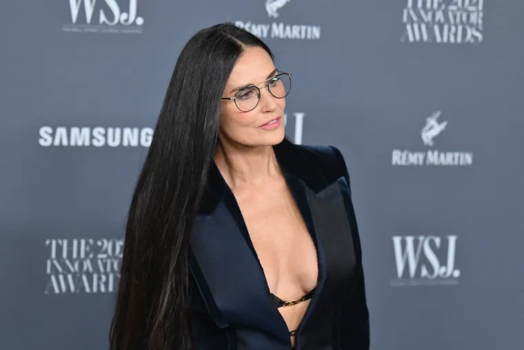 Demi Moore izgleda nevjerojatno! Ima 60 godina i figuru u koju je teško povjerovati - ali evo, dokazi postoje