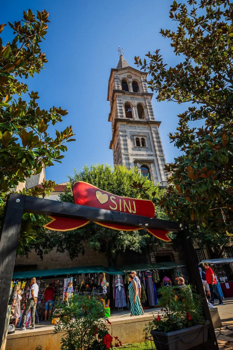 Svečano i skru&scaron;eno u Sinju! Tisuće ljudi okupilo se na proslavi blagdana Velike Gospe