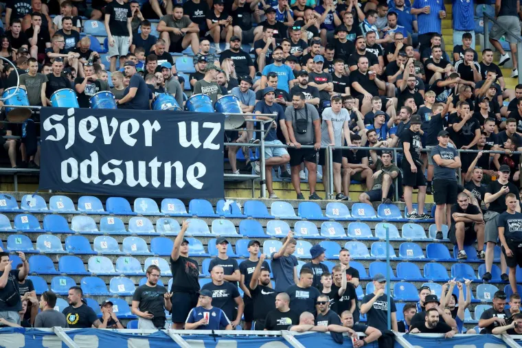 Sjever dolje na Maksimiru bio je rasprodan, no dio tribine ostao je prazan: Doznajemo kakva priča stoji iza toga