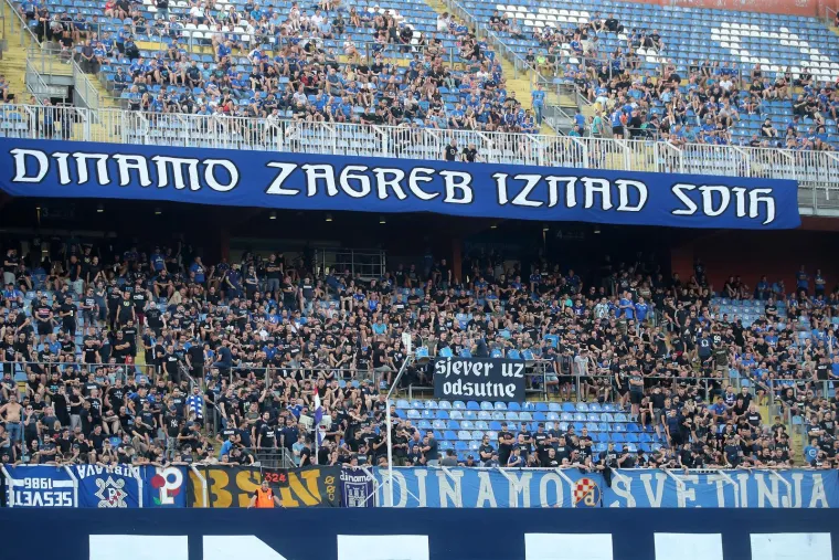 Sjever dolje na Maksimiru bio je rasprodan, no dio tribine ostao je prazan: Doznajemo kakva priča stoji iza toga