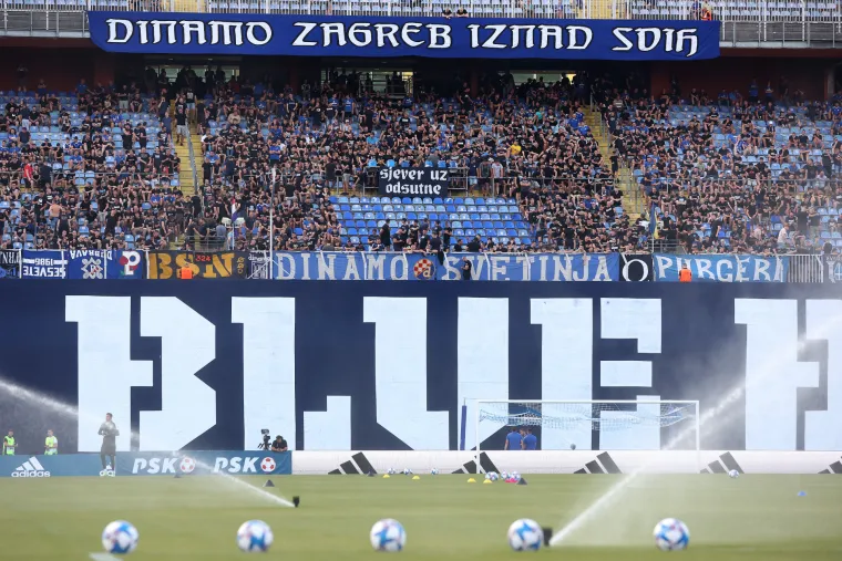 Na utakmici Dinama i AEK-a pojavile su se poznate face, a znate li u čijem je društvu Dario Šimić?