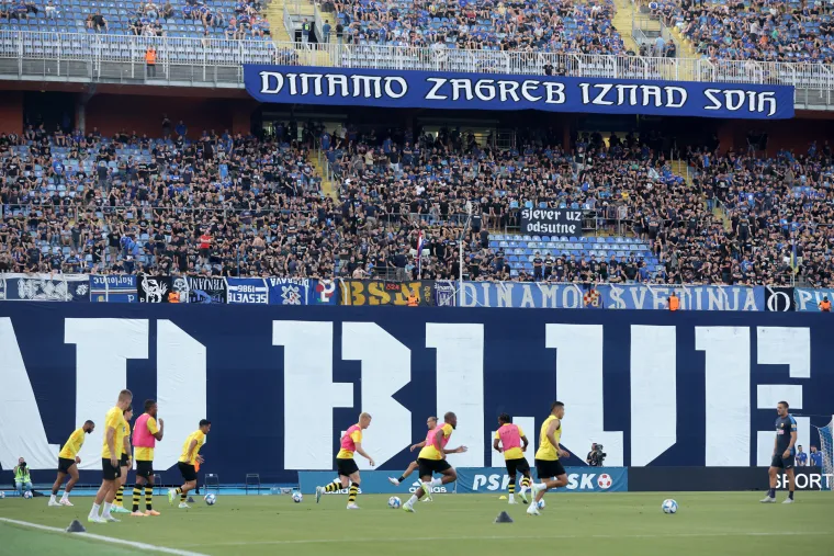Na utakmici Dinama i AEK-a pojavile su se poznate face, a znate li u čijem je društvu Dario Šimić?