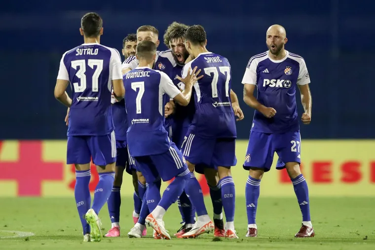 Boysi se nisu mogli suzdržati: Pogledajte &scaron;to su napravili na utakmici s AEK-om, kazna će biti drakonska