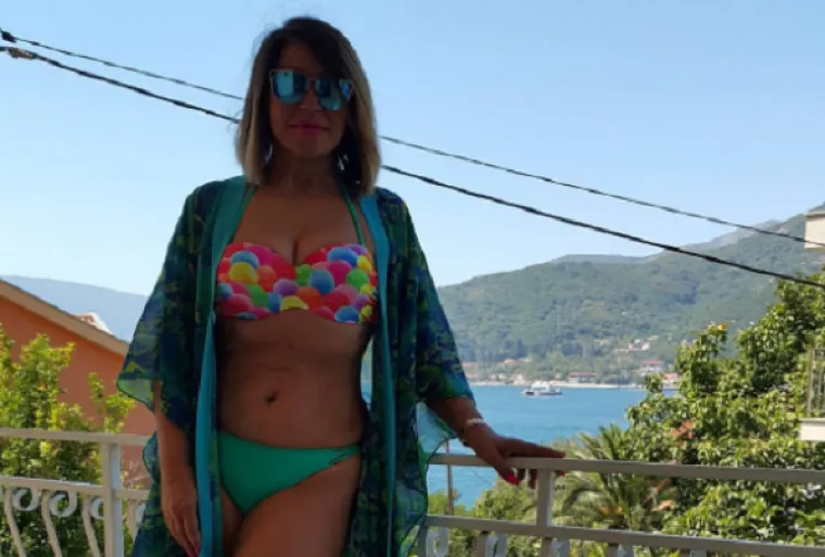 Neda Ukraden za rođendan počastila atraktivnom pozom u badiću: Koliko je to napunila? Nitko joj ne bi dao ove godine