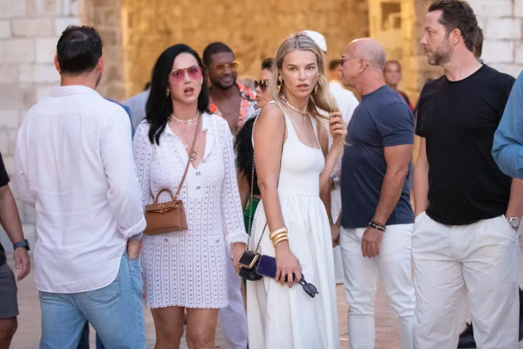 Jeff Bezos u Dubrovnik poveo i Katy Perry i Orlanda Blooma: Ulovljeni u večernoj šetnji Dubrovnik
