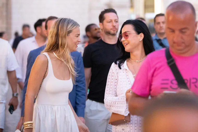 Orlando Bloom i Katy Perry osvanuli u Dubrovniku, i to u društvu Jeffa Bezosa i Lauren Sanchez: Nisu izgledali raspoloženo...