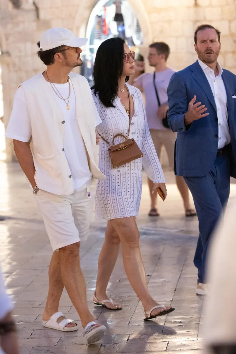 Orlando Bloom i Katy Perry osvanuli u Dubrovniku, i to u dru&scaron;tvu Jeffa Bezosa i Lauren Sanchez: Nisu izgledali raspoloženo...