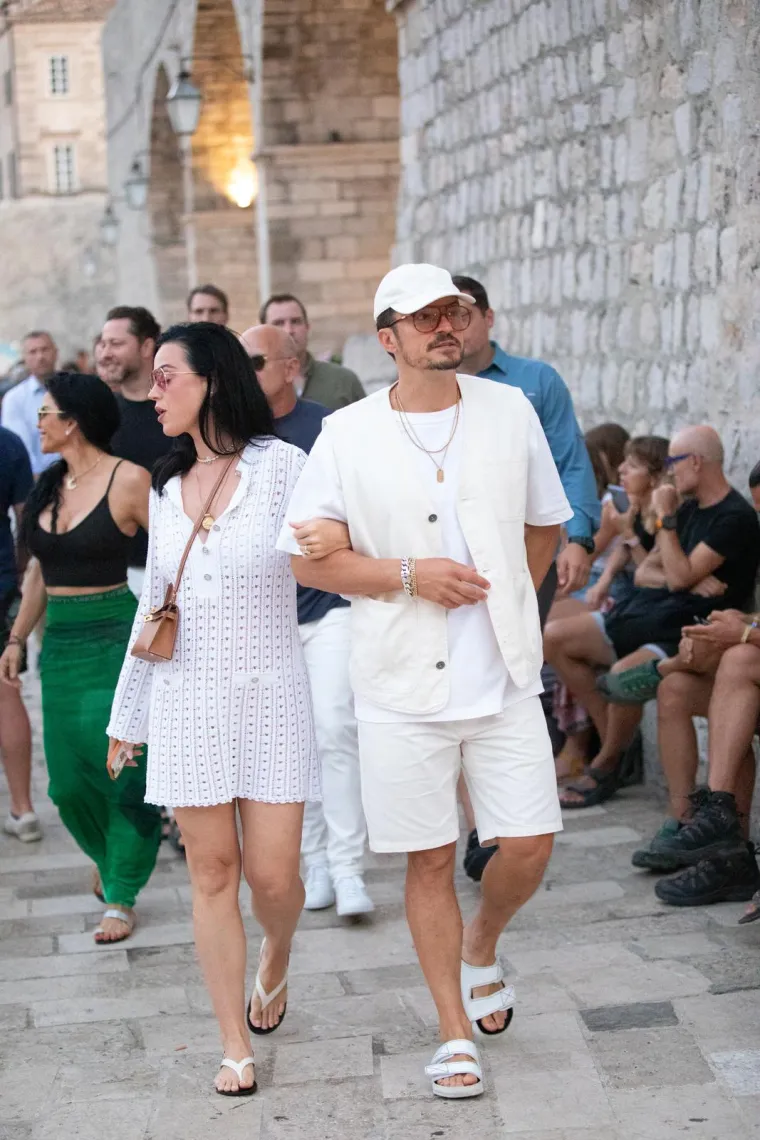 Orlando Bloom i Katy Perry osvanuli u Dubrovniku, i to u dru&scaron;tvu Jeffa Bezosa i Lauren Sanchez: Nisu izgledali raspoloženo...