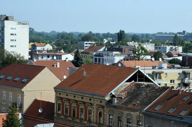 Sisak je pogodio potres 2020. godine. Ovako danas izgleda iz zraka