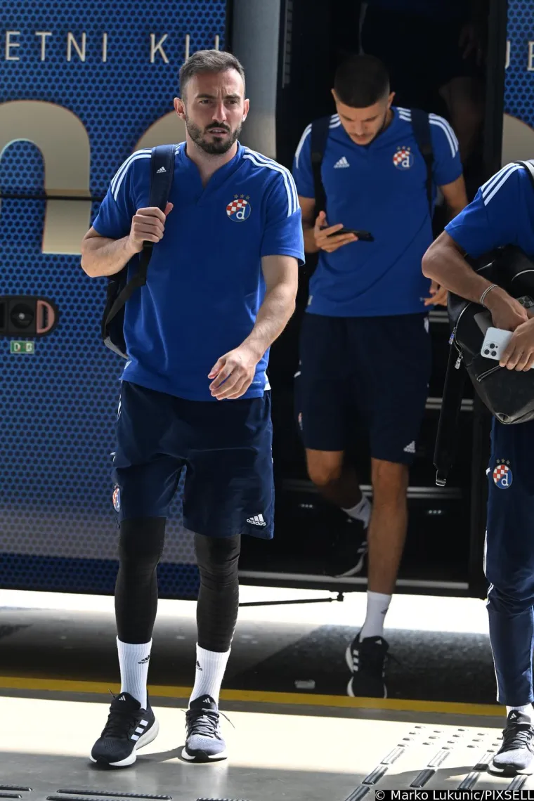 Plavi krenuli put Atene: U pogledu se vidi odlučnost i spremnost na borbu, za Dinamo je sutra dan D!