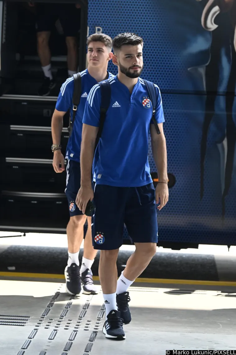 Plavi krenuli put Atene: U pogledu se vidi odlučnost i spremnost na borbu, za Dinamo je sutra dan D!