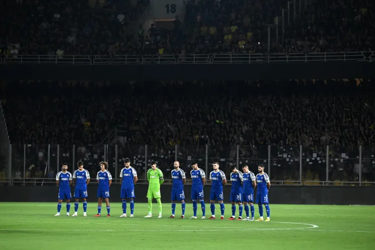Na tribinama OPAP Areni u Ateni snimljeni su brat i majka ubijenog grčkog navijača