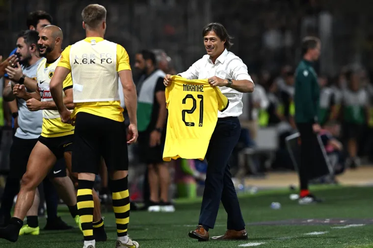 Grčka bruji o potezu trenera AEK-a nakon izbacivanja Dinama: 'U ovom trenutku svi smo jedno'