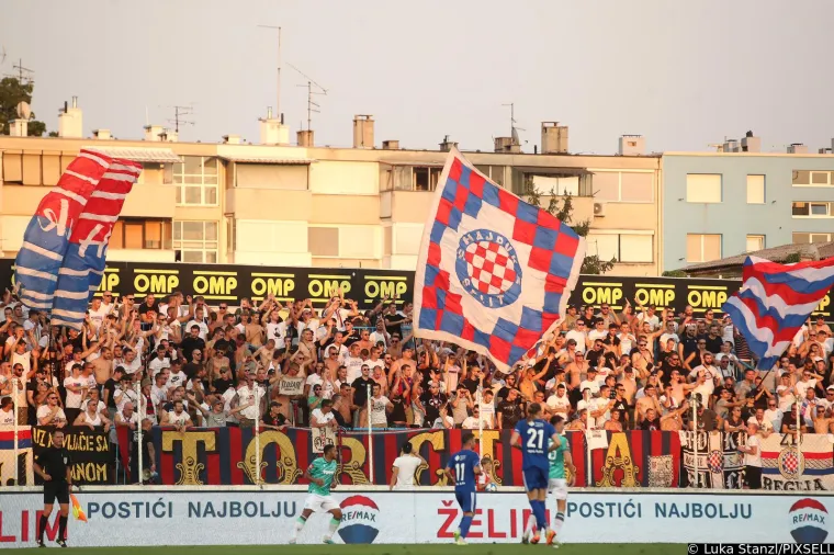 Skandal u Kranjčevićevoj ulici: Nacistički simboli na zastavama navijača
