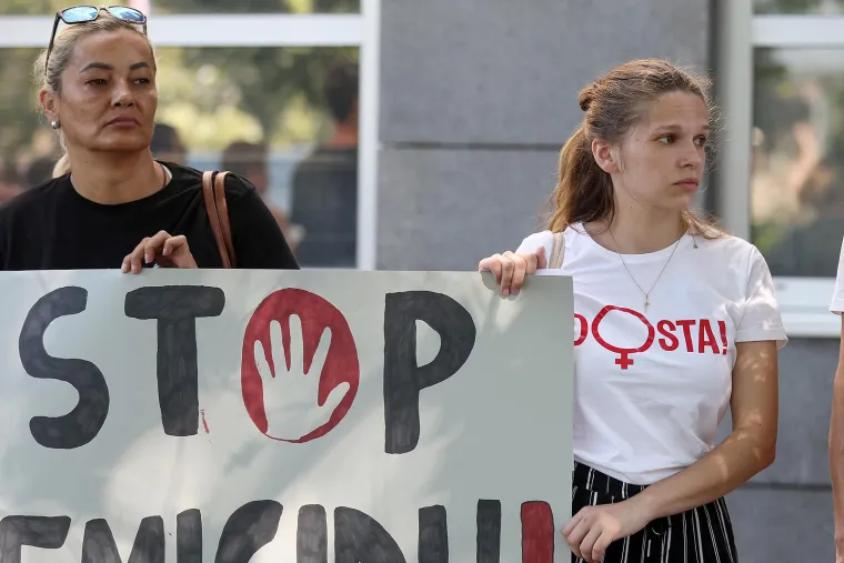 Žene diljem Hrvatske prosvjeduju. U Zagrebu blokirale promet, ovo su njihovi zahtjevi