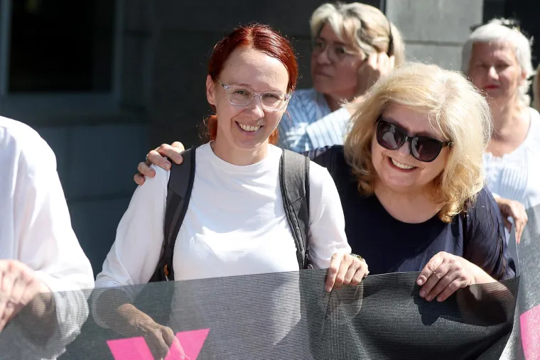 Žene diljem Hrvatske prosvjeduju. U Zagrebu blokirale promet, ovo su njihovi zahtjevi