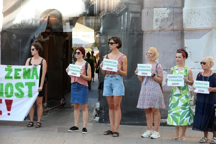 Rijeka: Da je potrebno jačati solidarnost i podr&scaron;ku među ženama uvjerena je i volonterka udruge Domine Antonela Uvanović.