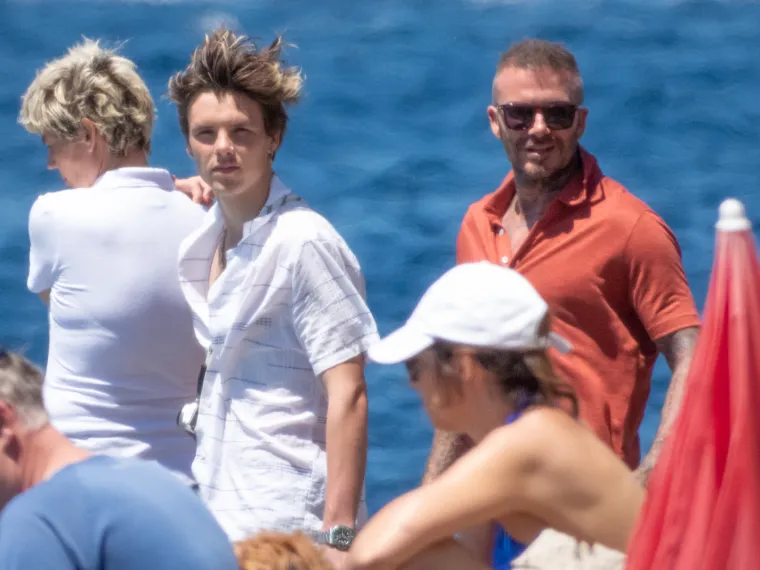 Beckhamovi stigli na Jadran! U popodnevnim satima iskrcali se na Lopud