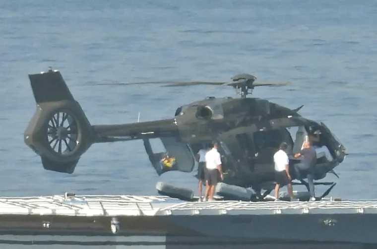 Jeste li znali da je Bezosova zaručnica poput Toma Cruisea? Upravljala je helikopterom u koji su se ukrcali kod Hvara