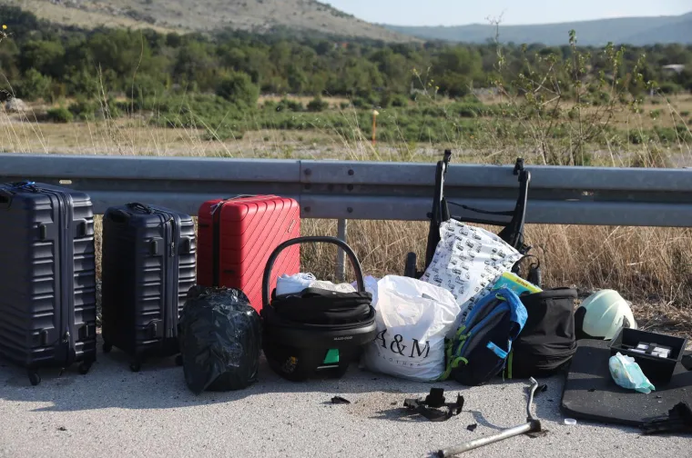 Ovo je mjesto nesreće na A1 u kojoj je sedam osoba ozlijeđeno. Sudarili su se kamion i kombi