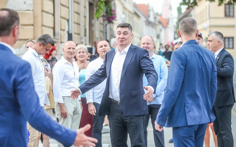 Svi pričaju o Milanovićevoj novoj frizuri: Jel' se predsjednik pomladio ili se ofarbao?