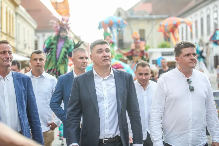 Svi pričaju o Milanovićevoj novoj frizuri: Jel' se predsjednik pomladio ili se ofarbao?