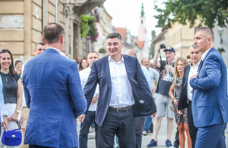 Svi pričaju o Milanovićevoj novoj frizuri: Jel' se predsjednik pomladio ili se ofarbao?