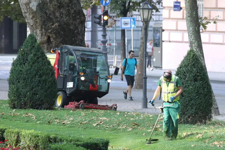 Kosilice u Zagrebu postoje! 'Od kad se digla galama, zazujali su s trimerima. Odjednom je kao golf teren'