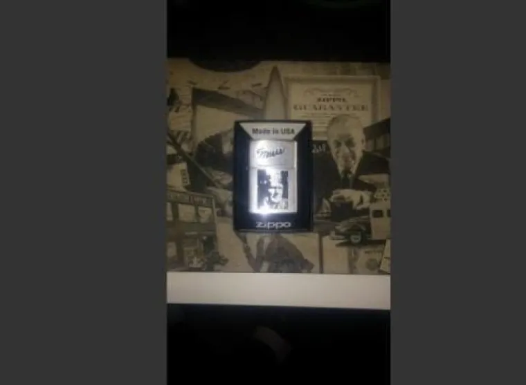 Ima i Tito za 'u džep'. Titov lik stavili su čak i na upaljač, koji ko&scaron;ta ne&scaron;to vi&scaron;e od 100 eura. 