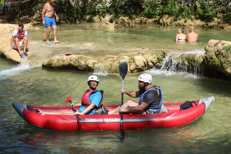 Kakvo more, kakvi bakrači, prava zabava je na ovom mjestu, a i najskeptičnije će razuvjeriti vrući prizori
