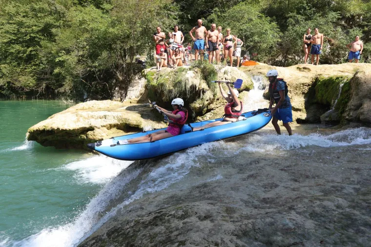 Kakvo more, kakvi bakrači, prava zabava je na ovom mjestu, a i najskeptičnije će razuvjeriti vrući prizori