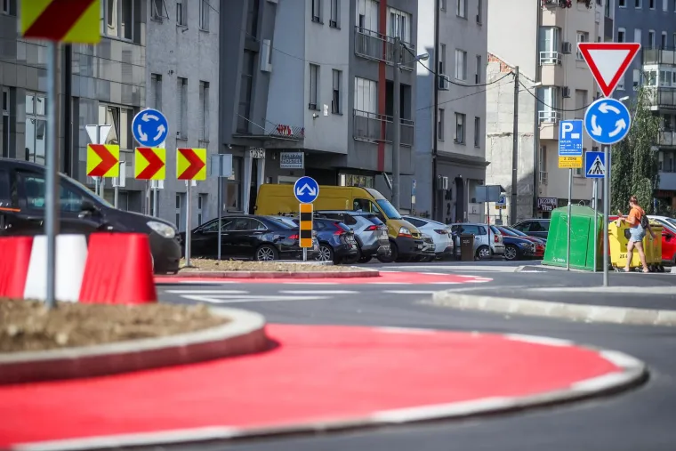 FOTO Iz kružnog toka u kružni tok: Ovo je novo rješenje za raskrižje na Trešnjevci, mišljenja podijeljena