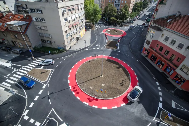 FOTO Iz kružnog toka u kružni tok: Ovo je novo rješenje za raskrižje na Trešnjevci, mišljenja podijeljena