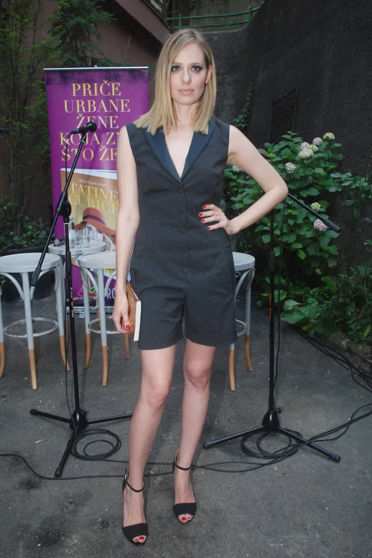 Jelena Veljača preživjela je niz ljubavnih brodoloma, a sad su isplivale fotke iz 2014. kada ju je biv&scaron;i Samir izveo na večeru